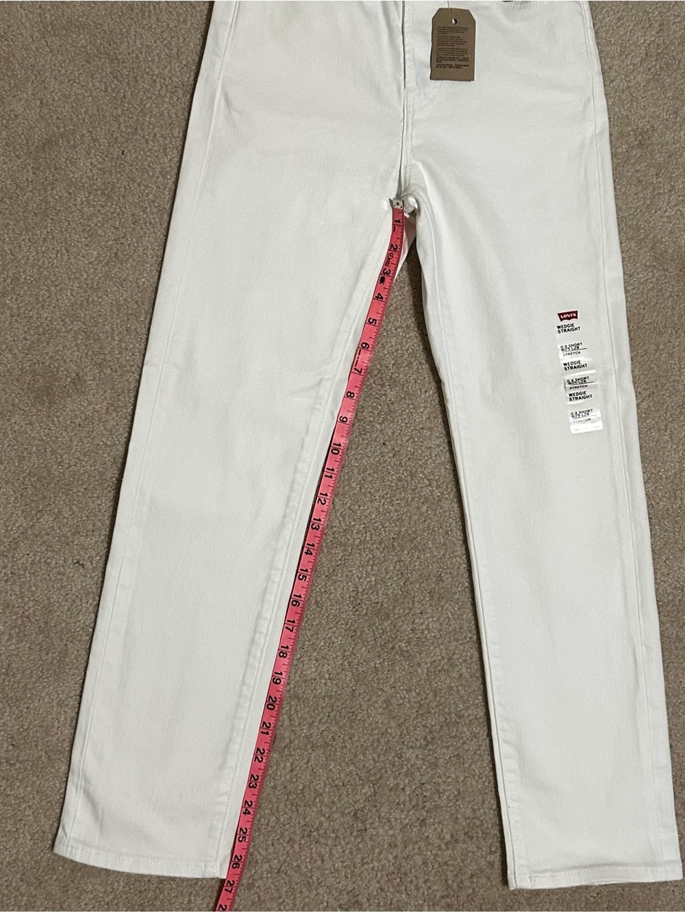 NWT Levi's Wedgie Straight Jeans - Size 25 x 28 - Naturally Good (White) - Picture 6 of 10